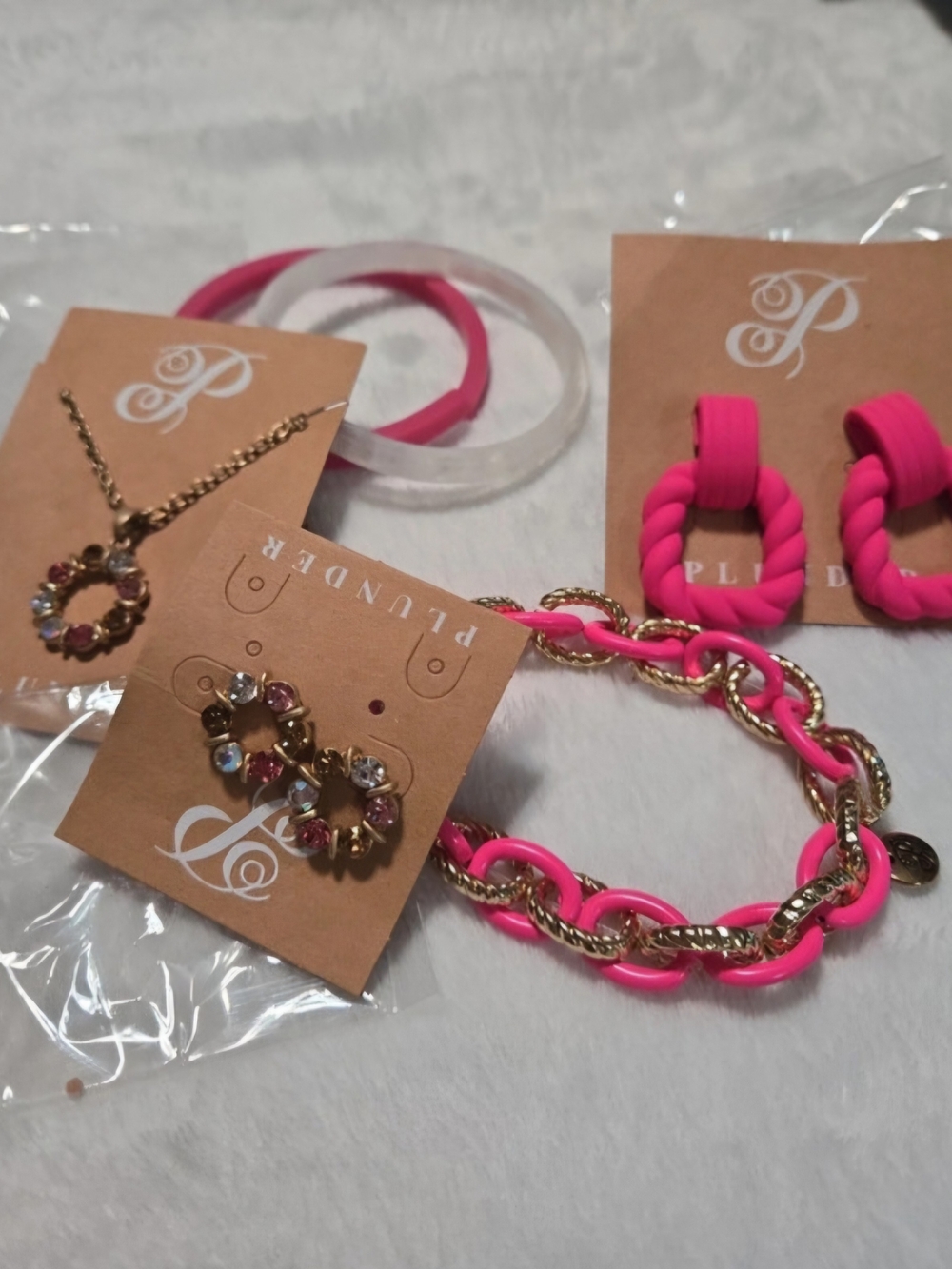 Plunder 6 Pc Pink Jewelry Set
